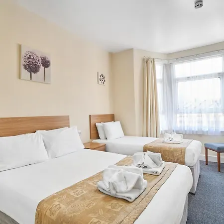 Britannia Inn Hotel-3